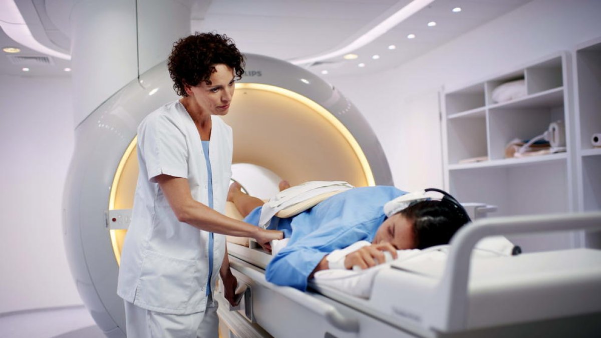 Presenten un test digital de risc de melanomes de