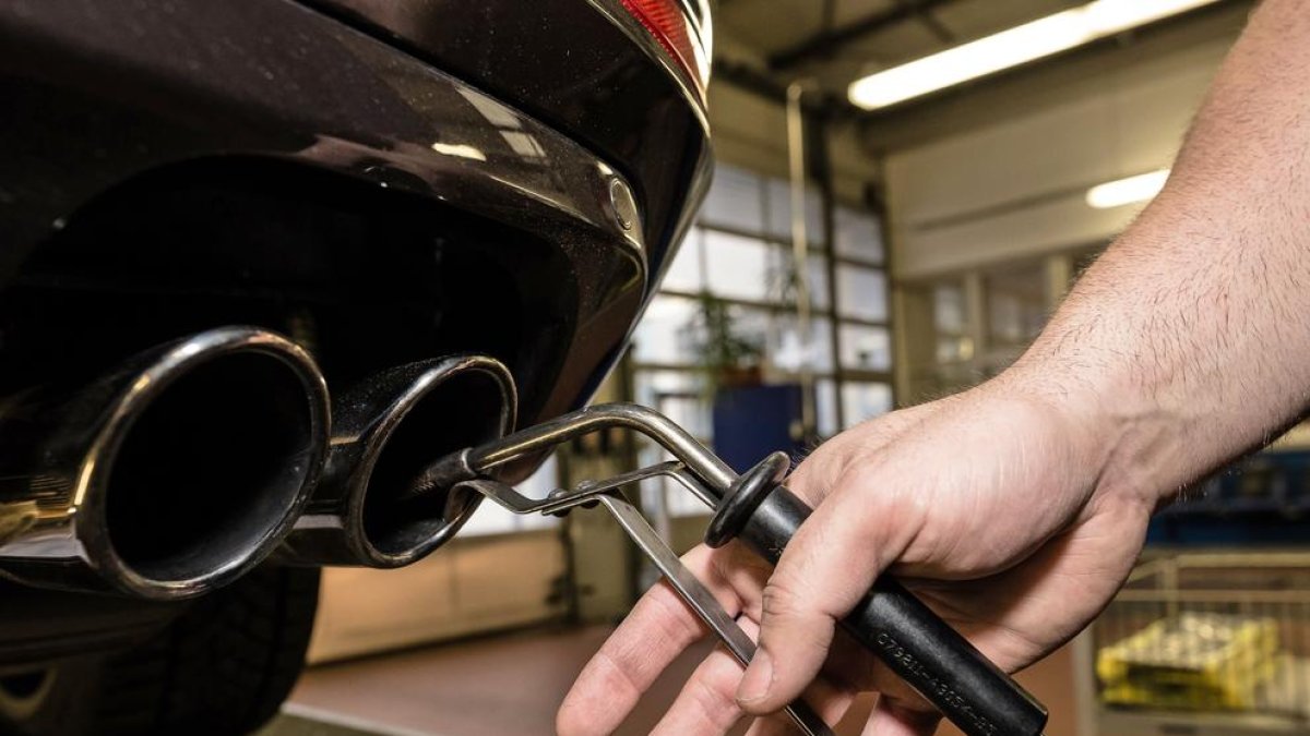 Les patronals de l'automòbil demanen conjuntament que no s'ataqui al dièsel
