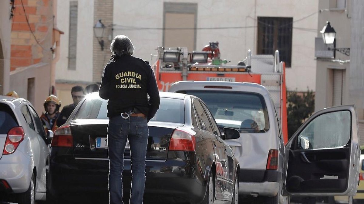 Imagen del dispositivo policial en Requena.