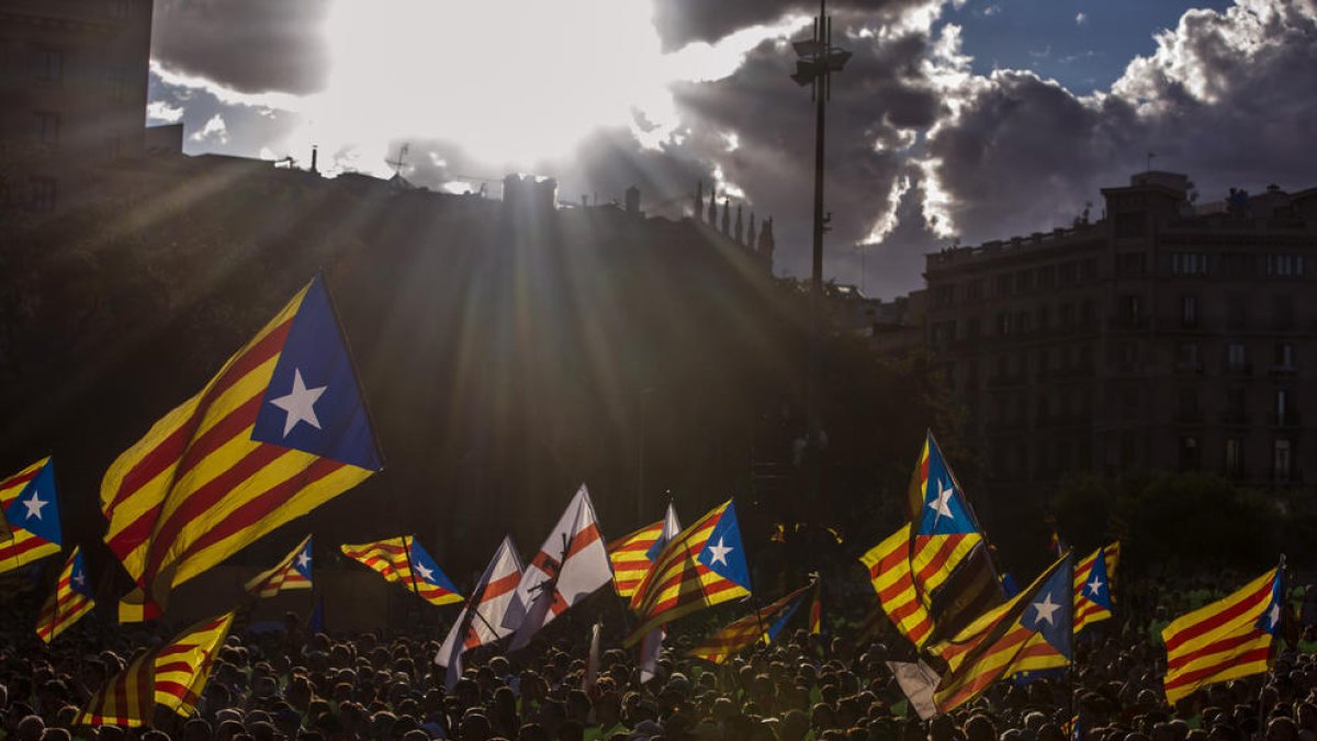 El acto institucional de la Diada reivindicará la libertad de 'presos y exiliados'