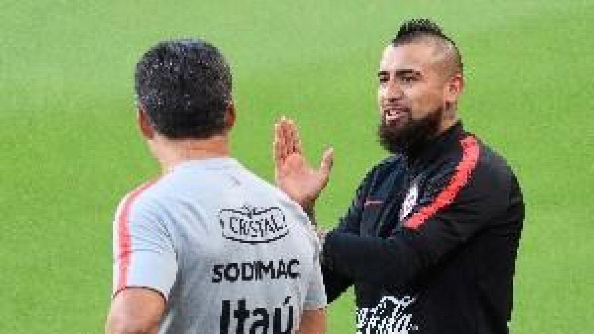 Vidal deixa la concentració del Bayern entre rumors de fitxatge pel Barça