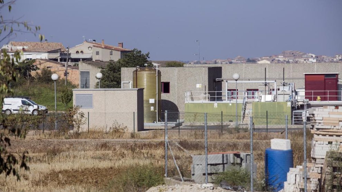 La planta potabilitzadora de Ratera, la primera obra concebuda per al proveïment de boca de Rialb.