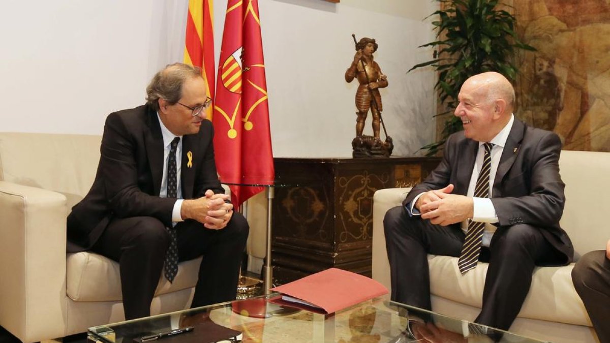 El presidente de la Generalitat, ayer con el Síndic de Aran.