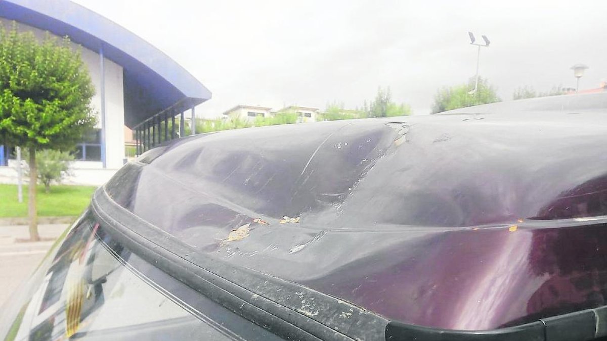 Denuncian nuevos desprendimientos en la carretera de Castell de Mur