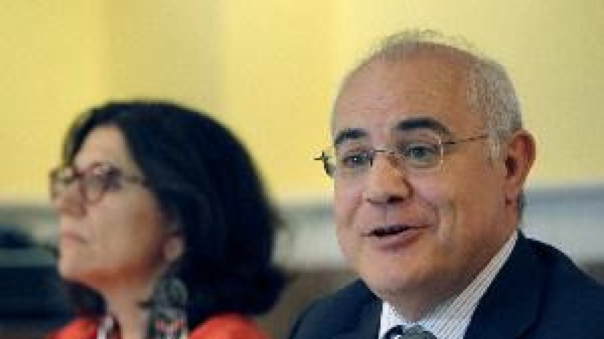 El Gobierno encarga a un bufete belga la defensa de Llarena por 544.982 euros