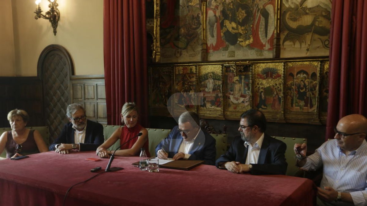 Ros renuncia a l'alcaldia de Lleida