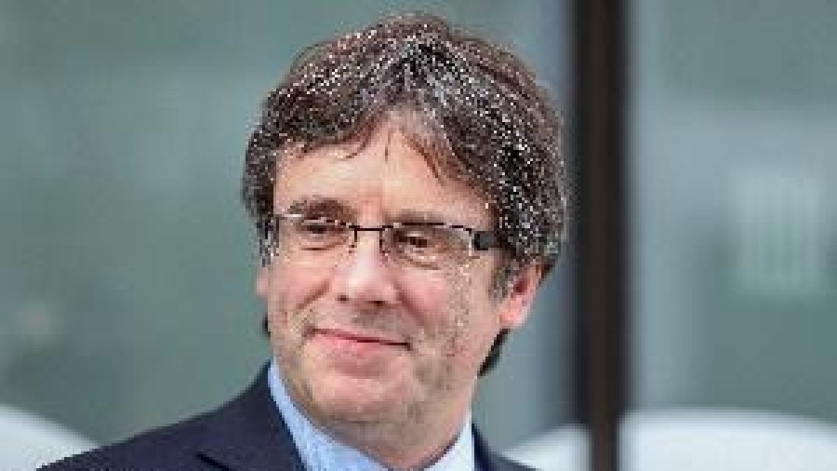 Madrid deniega la escolta a Puigdemont por estar prófugo y no ser autoridad