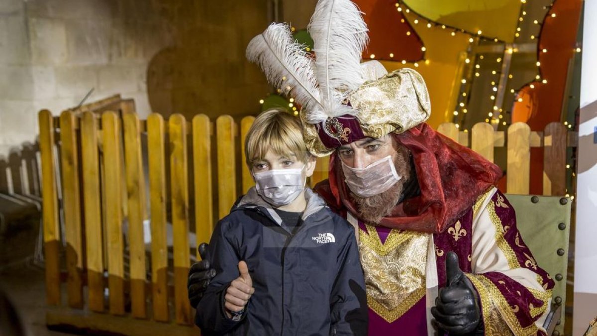 Imatge d'arxiu d'una visita del Gran Camarlenc a Lleida.