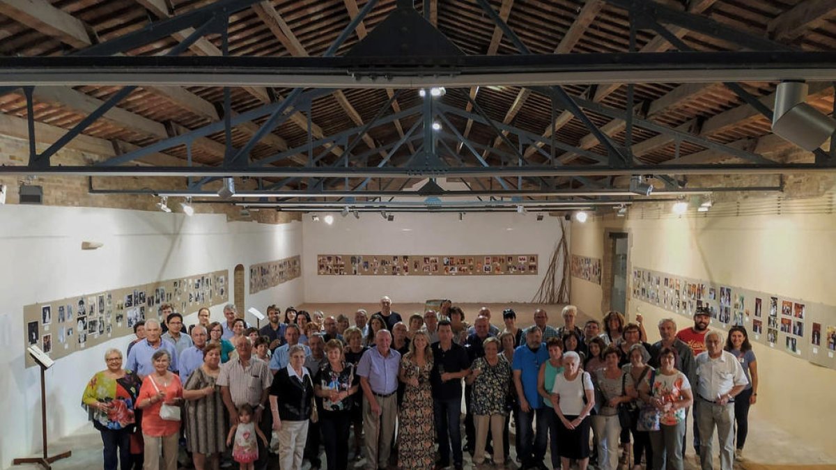 El Castell del Remei repasa 60 años de ‘sus’ bodas a través de una muestra de fotos