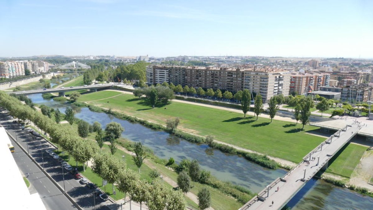 Experts demanen més cabal en el tram urbà del riu Segre
