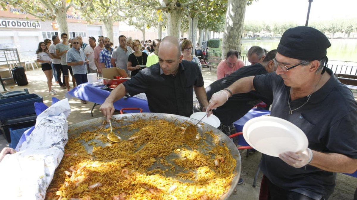 Unes 180 persones van participar al banquet que es va celebrar en el cinquè i últim dia de festa major.