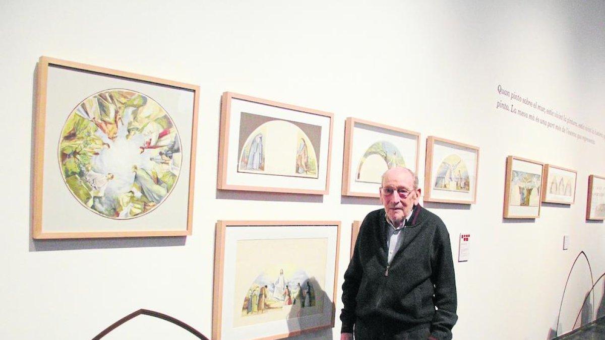 El pintor y muralista leridano Víctor Pérez Pallarès, en la inauguración de una exposición de sus obras en 2014 en el Museu de Lleida.