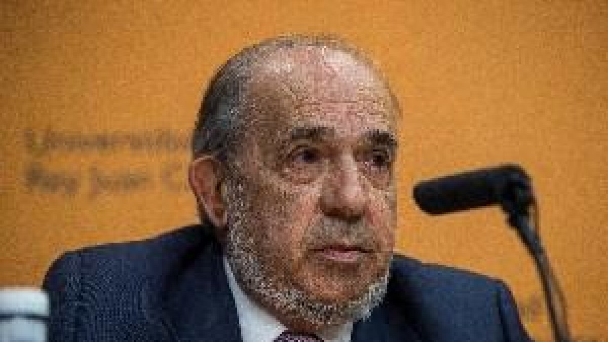 El director del màster de Cifuentes admet que va reconstruir l'acta de les notes