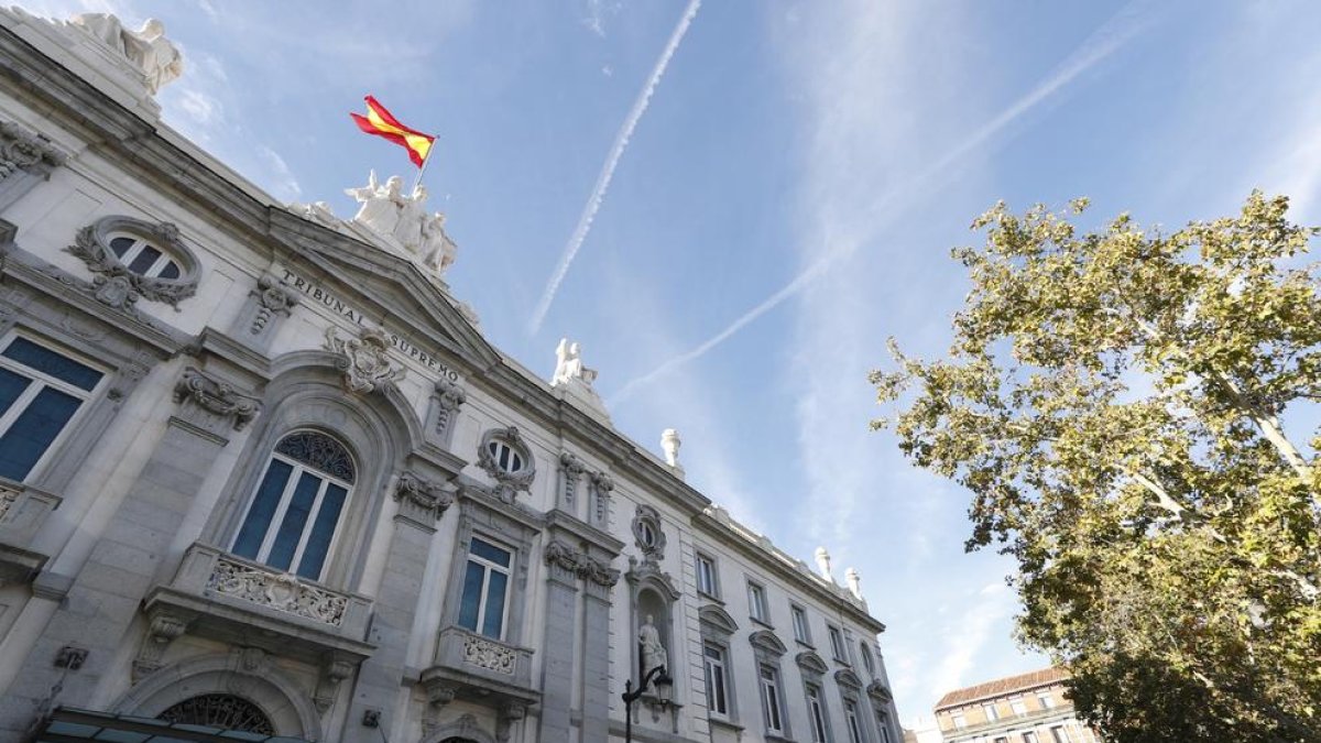 Montero calcula que es podrien reclamar 5.000 milions d'impost hipotecari