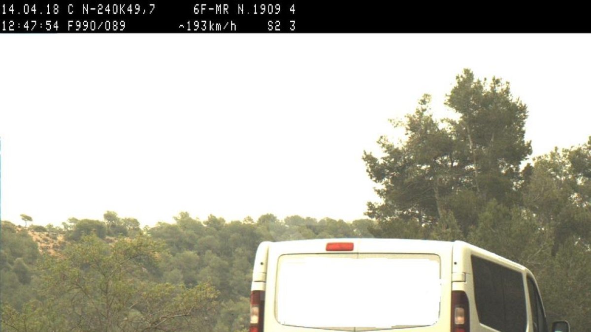 'Cazada' una furgoneta a 193 km/h en l'N-240 en Tarrés, en las Garrigues