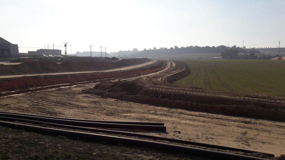 Obres de l’últim tram del canal al sector de Balaguer.