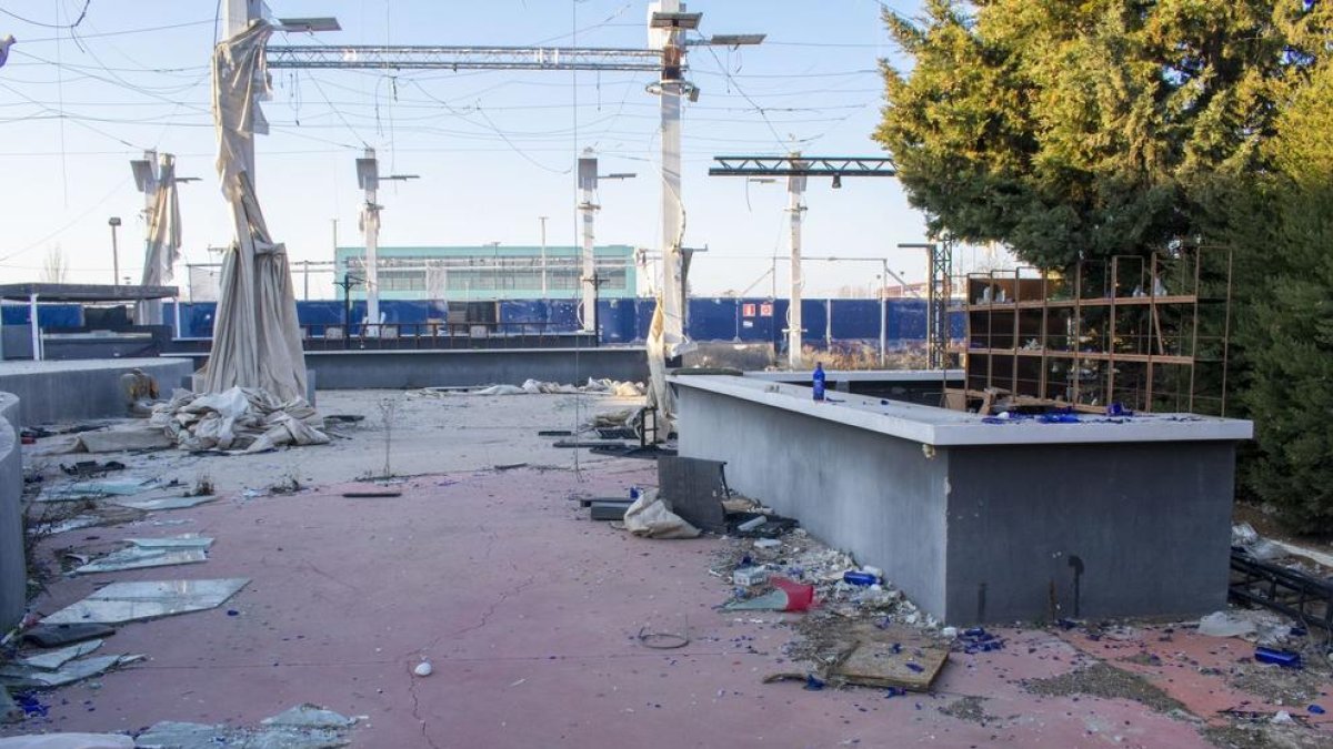 Estat de l'antiga discoteca del Turó de Gardeny de Lleida