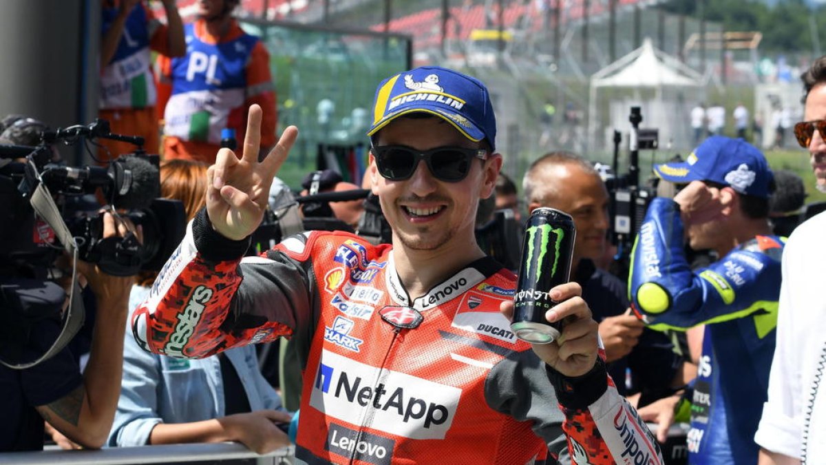 Repsol Honda confirma el fichaje de Lorenzo, que será compañero de Márquez