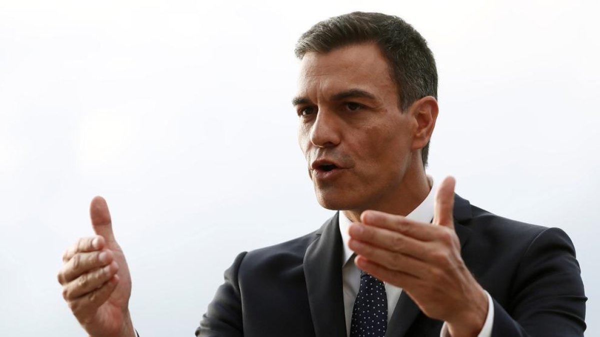 Sánchez insta Torra a acatar sentències, dialogar més i gesticular menys