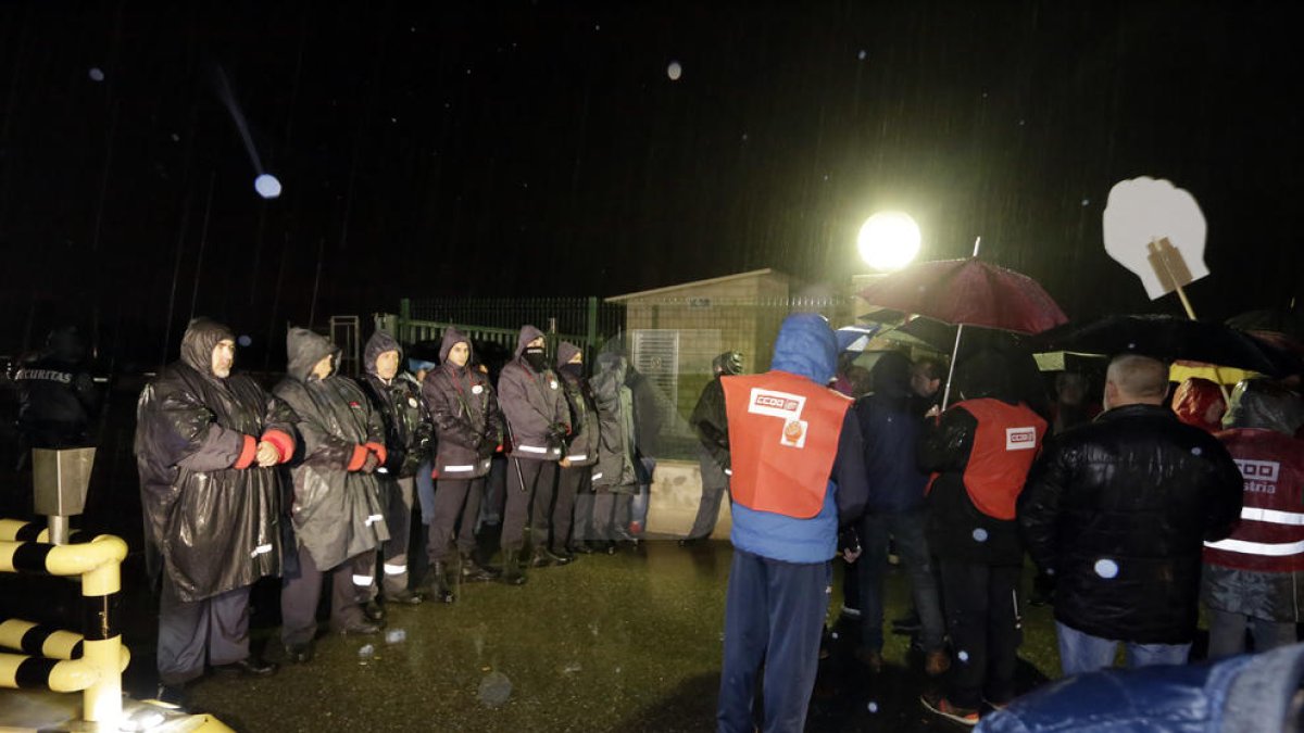 CCOO xifra en el 70% el seguiment de la vaga a Vall Companys