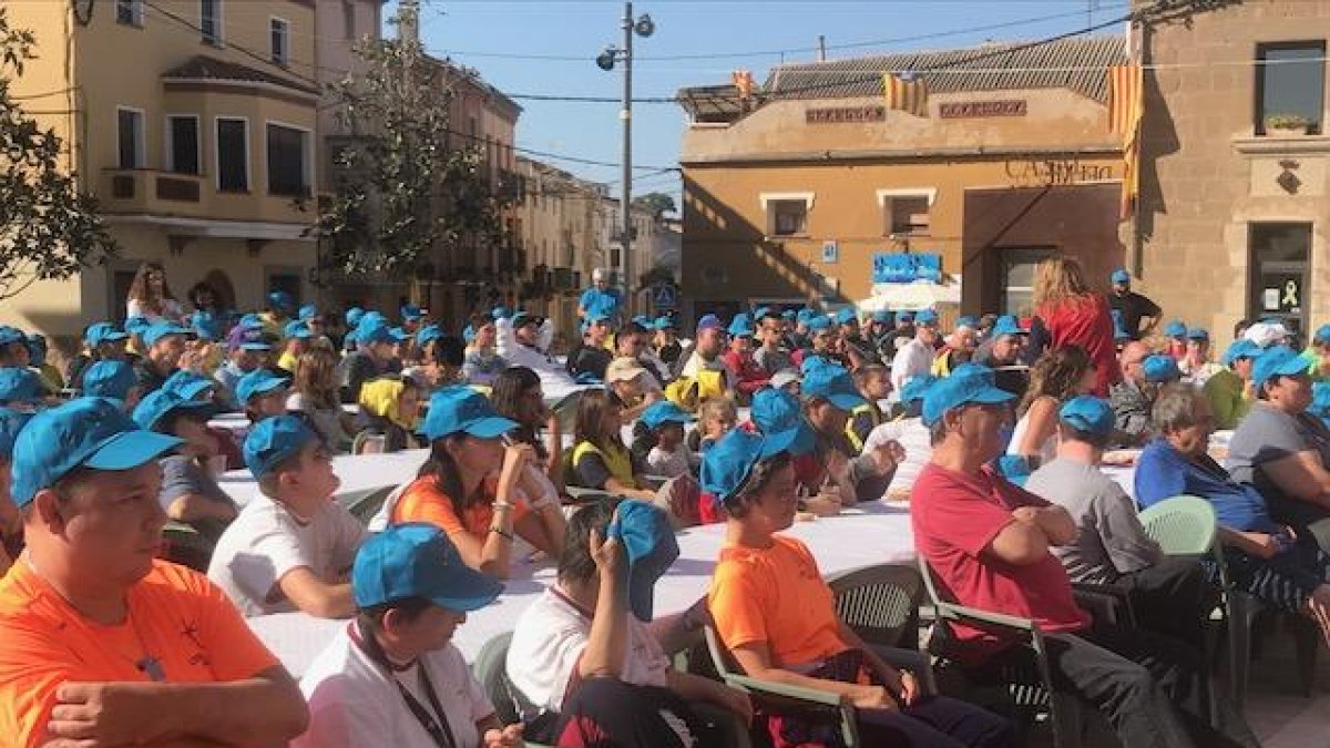 Imatge ahir dels participants a la segona jornada de Montgai Màgic.