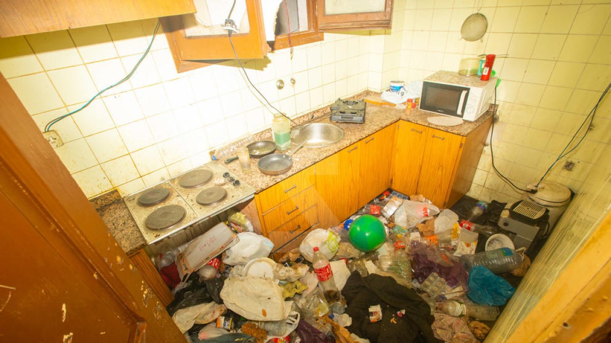 Así dejaron los okupas un bloque de Alfred Perenya de Lleida