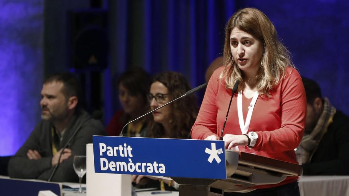 La coordinadora general del PDeCAT, Marta Pascal, en su intervención ayer en la reunión del Consell Nacional del partido.