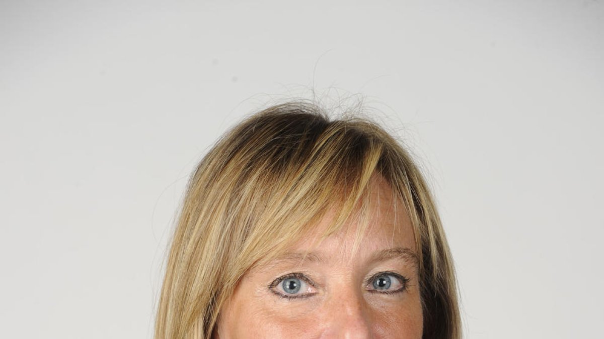 Millo nombró asesora del Gobierno la jefa del PP en Lleida el día de la moción de censura