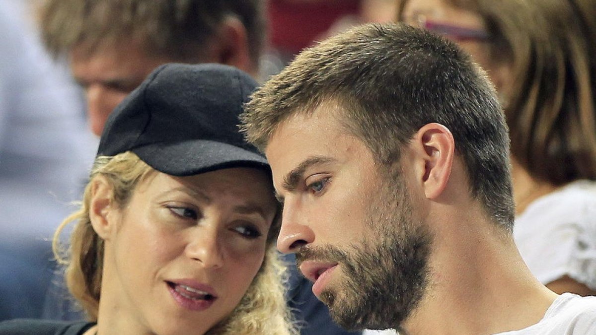 Entren a robar de nit a casa de Shakira i Piqué amb els seus pares dins