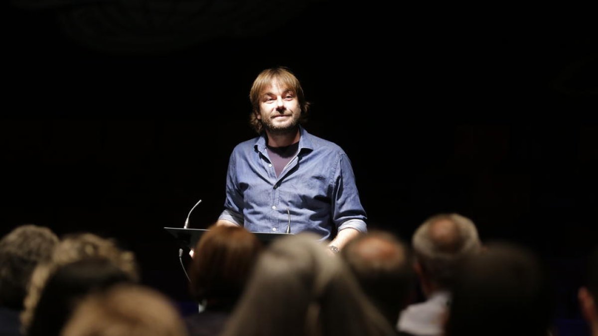 Quim Masferrer, en un momento de su ponencia ayer en la Llotja de Lleida.