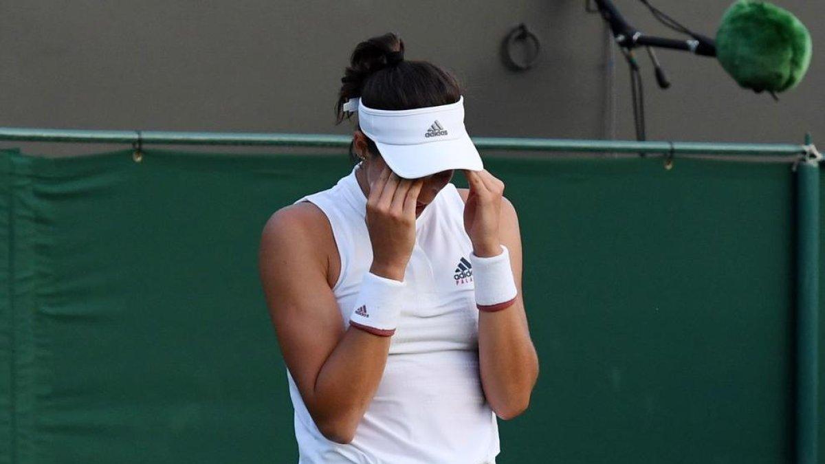 Garbiñe Muguruza es lamenta durant el partit d’ahir.