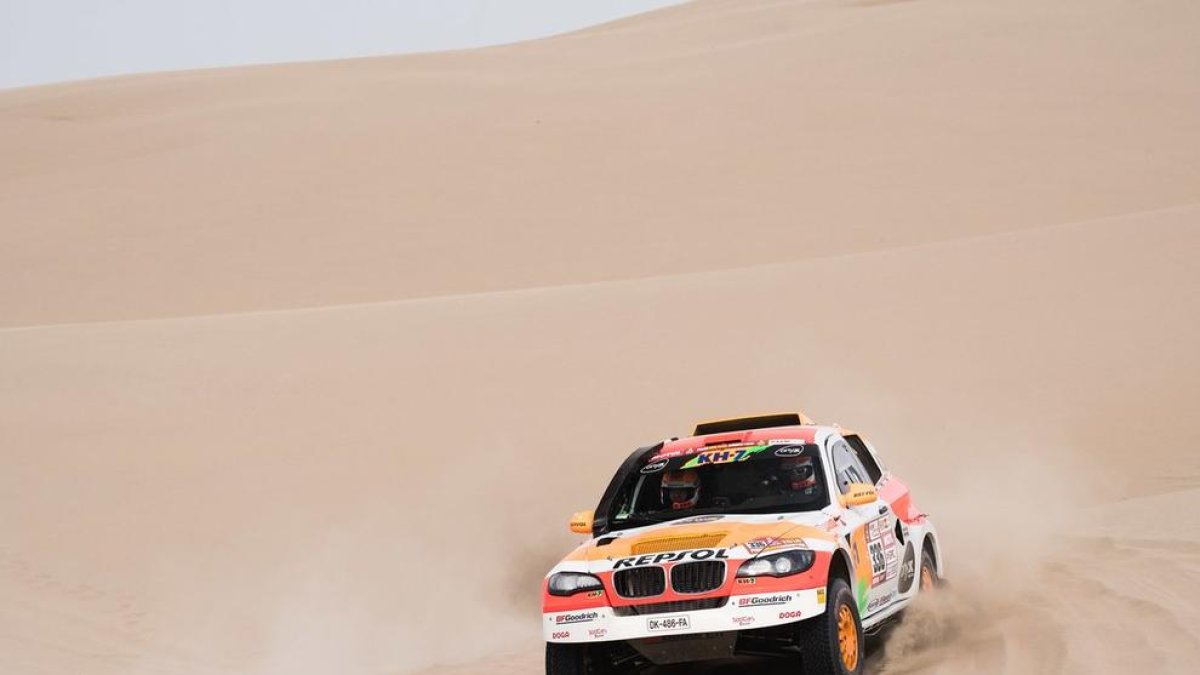 El piloto leridano Isidre Esteve ayer durante la etapa.