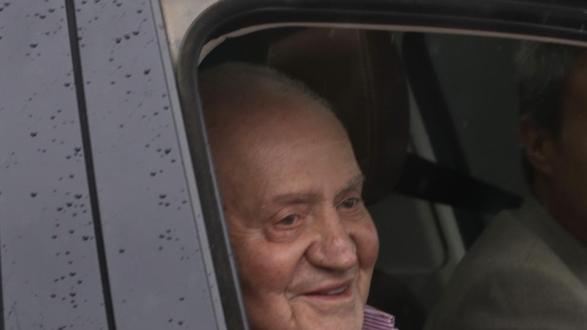 La Fiscalia eximeix el rei Joan Carles dels fets revelats per Corinna