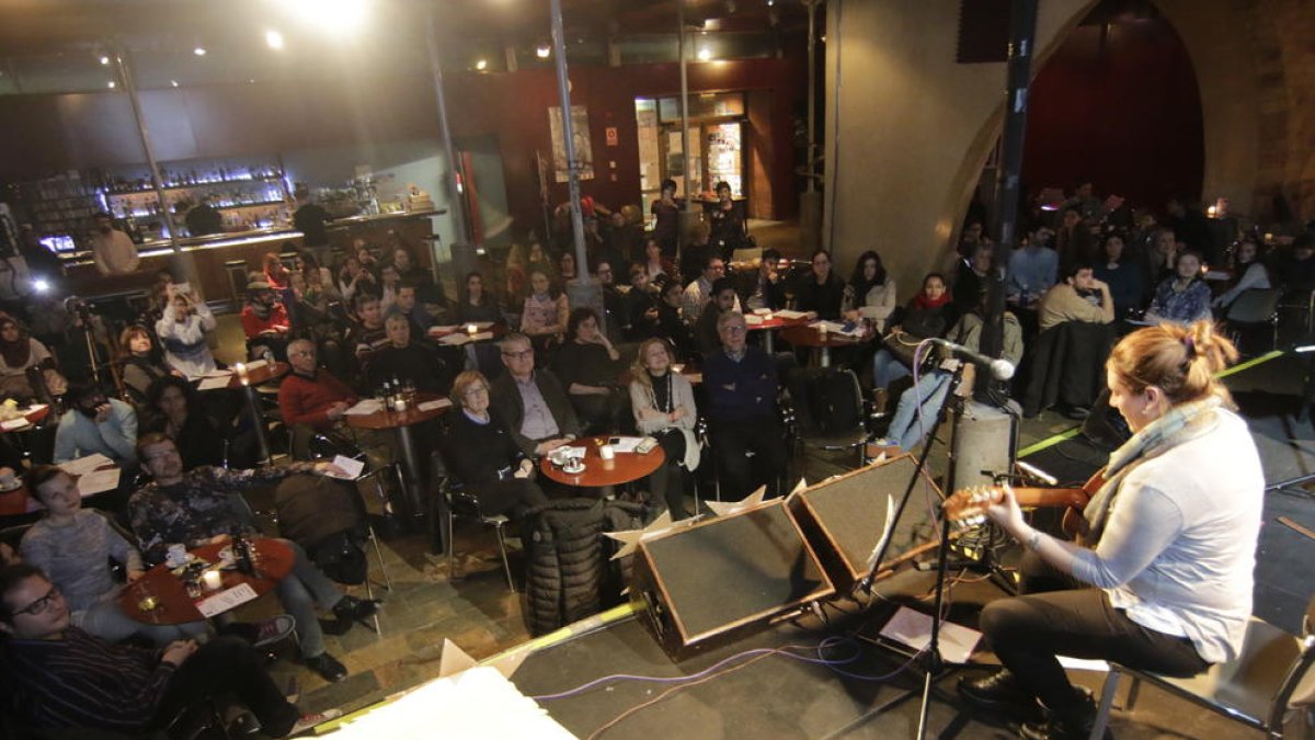 Imatge d’arxiu d’una actuació al Cafè del Teatre Escorxador de Lleida.