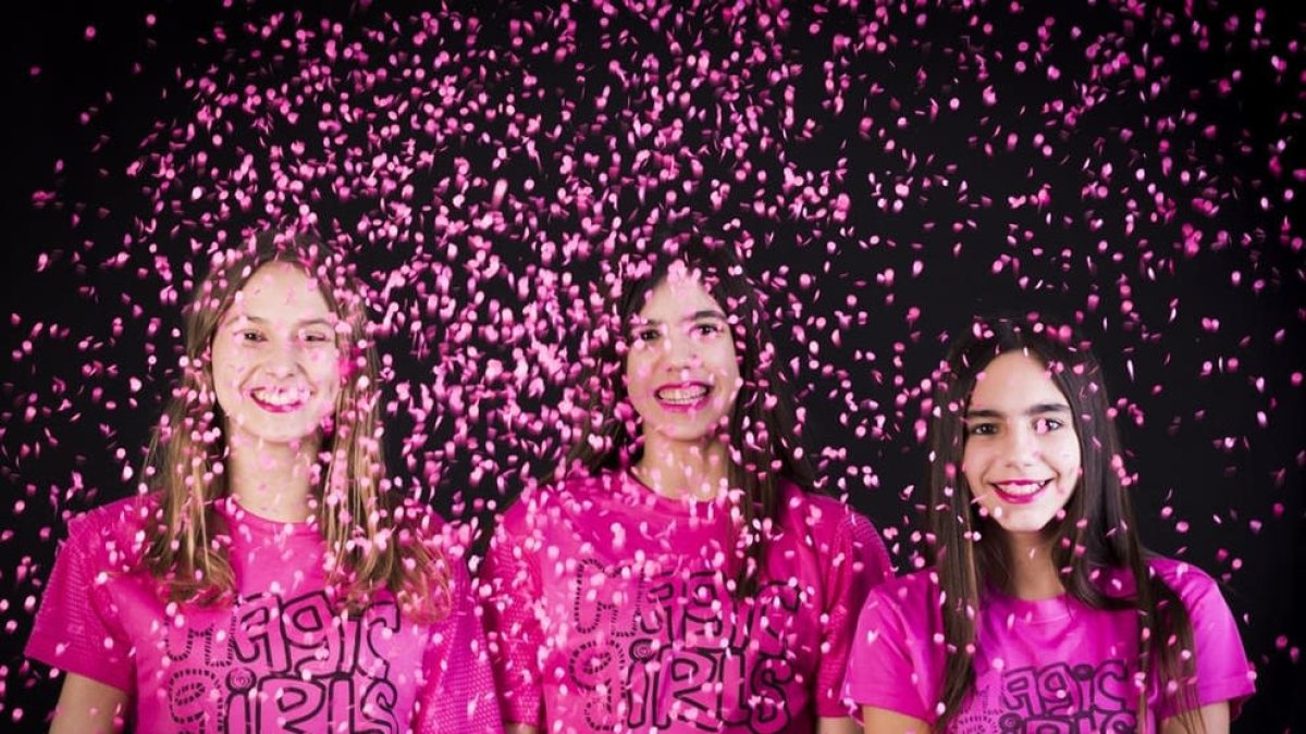 Imatge promocional de les Magic Girls.