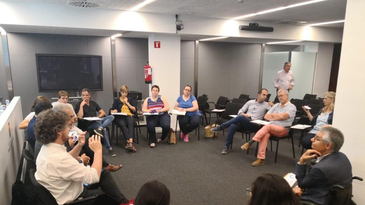 Un moment de la presentació del projecte ahir a les institucions i entitats lleidatanes.