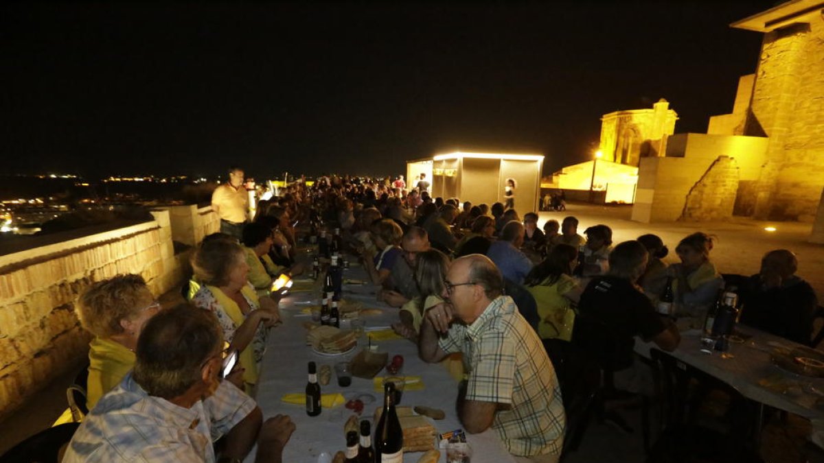 Rivera, contra TV3 i els Mossos