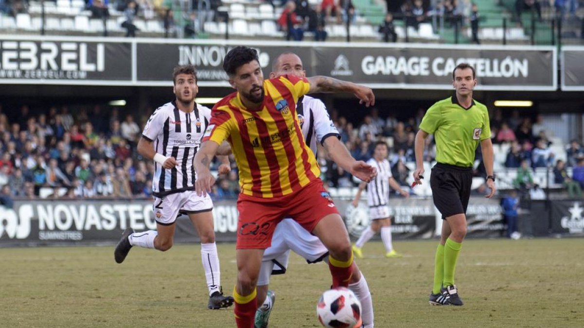 Trilles, en una acción del partido del domingo en Castellón.