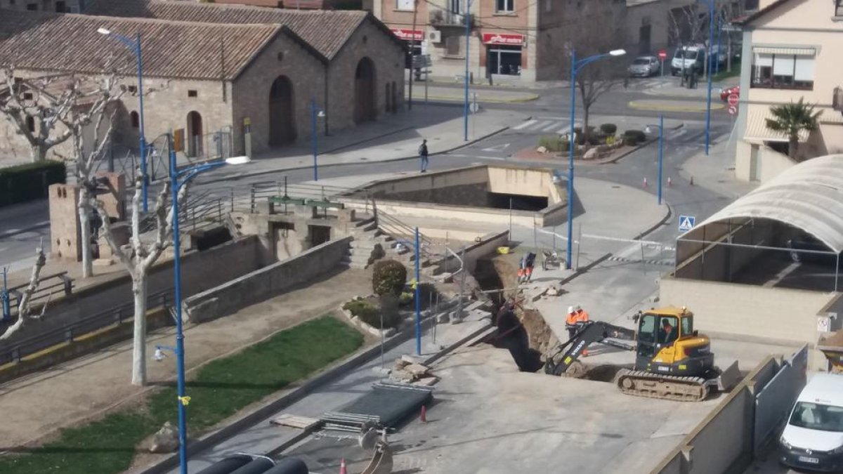 Las obras han empezado por la avenida del Canal.