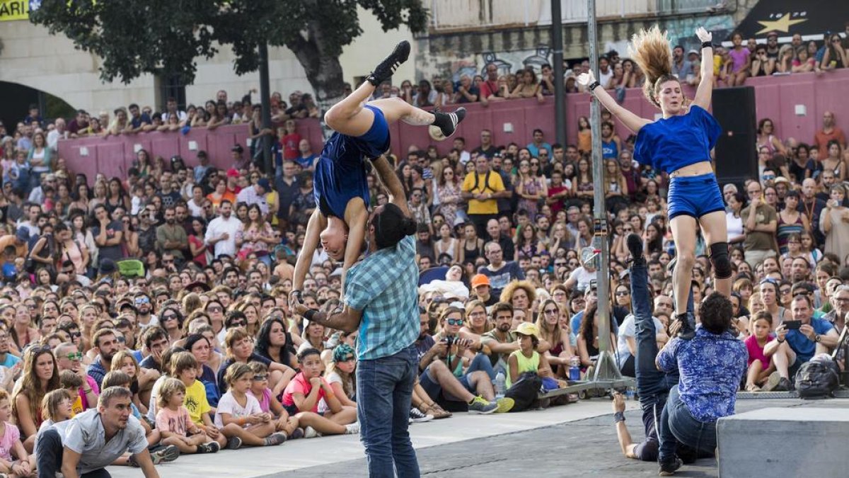 Una de las obras de la trilogía de Adhok en la calle Migdia.