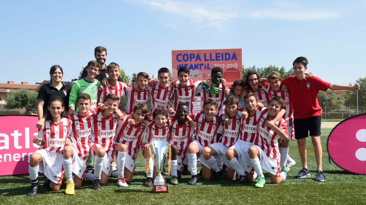 L’equip de l’Atlètic Segre, guanyador de la Copa Lleida infantil.