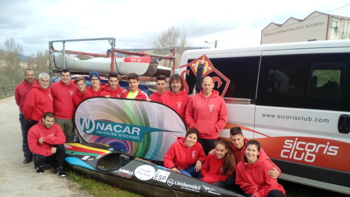 L’equip de competició del Sícoris en la prova gallega.