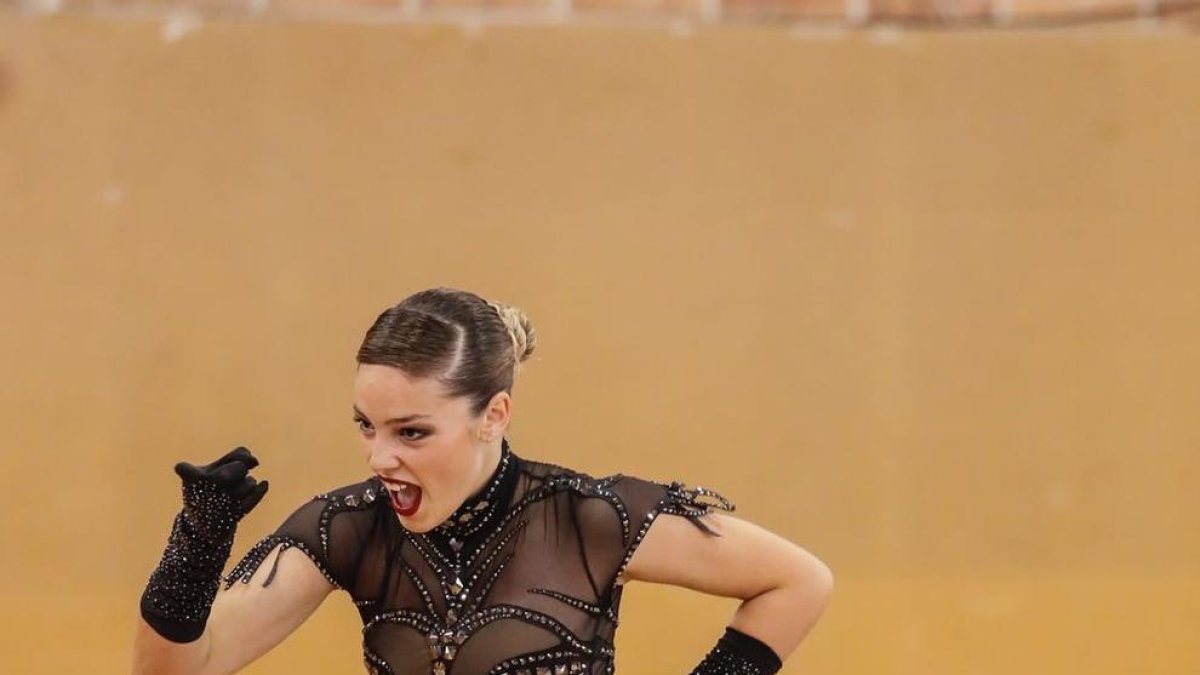 Lídia Pujol, de l’Arenys de Mar, durant l’actuació.