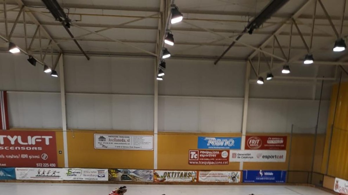 Una acció del partit d’ahir, en el qual el Vila-sana es va imposar a la pista del Girona.