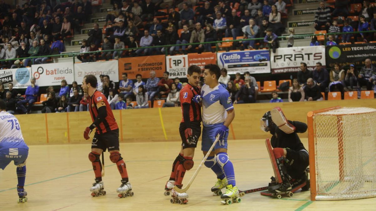 Jordi Creus, en una acción del partido ante el Reus.