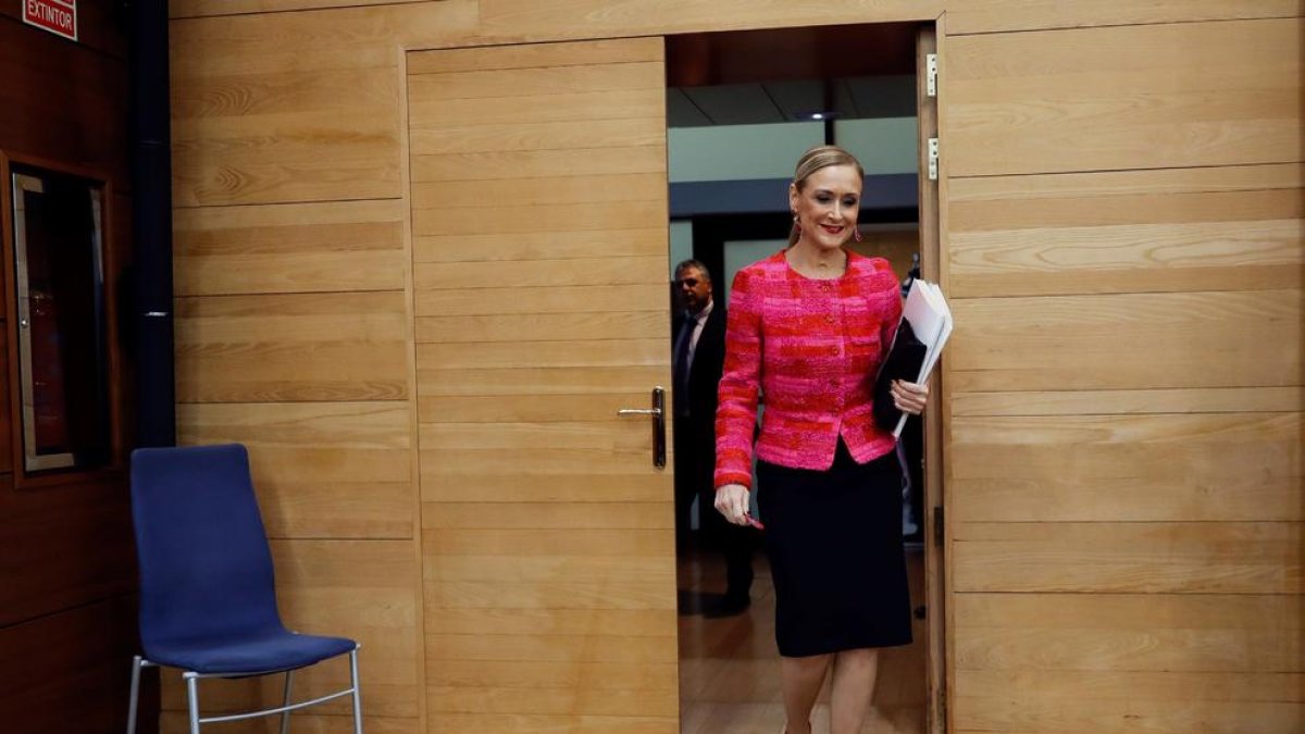 Imatge de Cristina Cifuentes en un dels últims actes encara com a presidenta madrilenya.