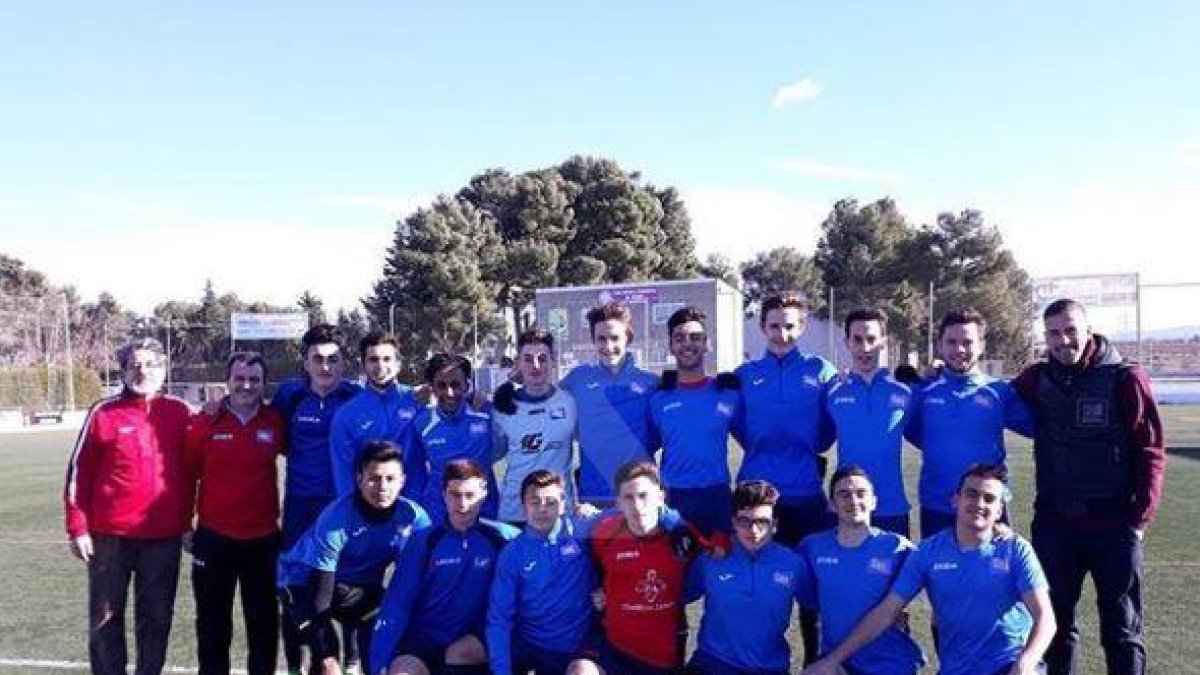 Albert Lopo, a la dreta de la imatge