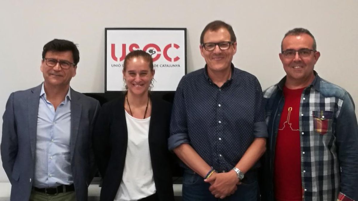 Els responsables d’USOC i AFILL, després de presentar l’acord.