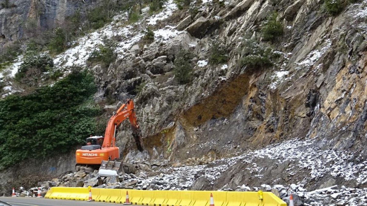 Restriccions de trànsit a la C-14 a Organyà aquest dijous per voladures