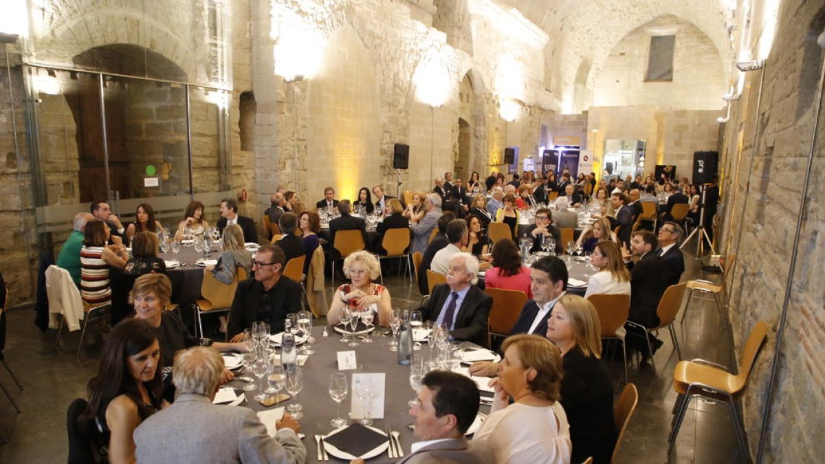 Festa a la Seu Vella - El gremi de constructors va celebrar la festa patronal a la Canonja de la Seu Vella. En aquesta van assistir representants del sector de la construcció de tot l’Estat com el president de la Confederació Nacional de Constr ...